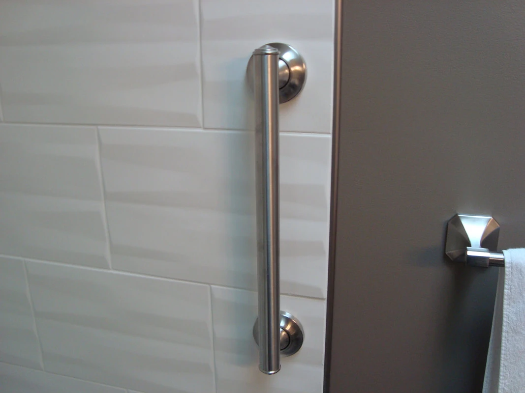 Custom Bathroom Reno Grab Bar Detail